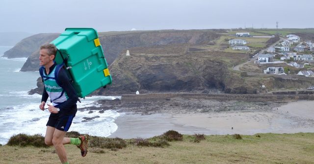 Ein Fundraising Marathon für ShelterBox. Über nimm auch du ein Ehrenamt bei ShelterBox.