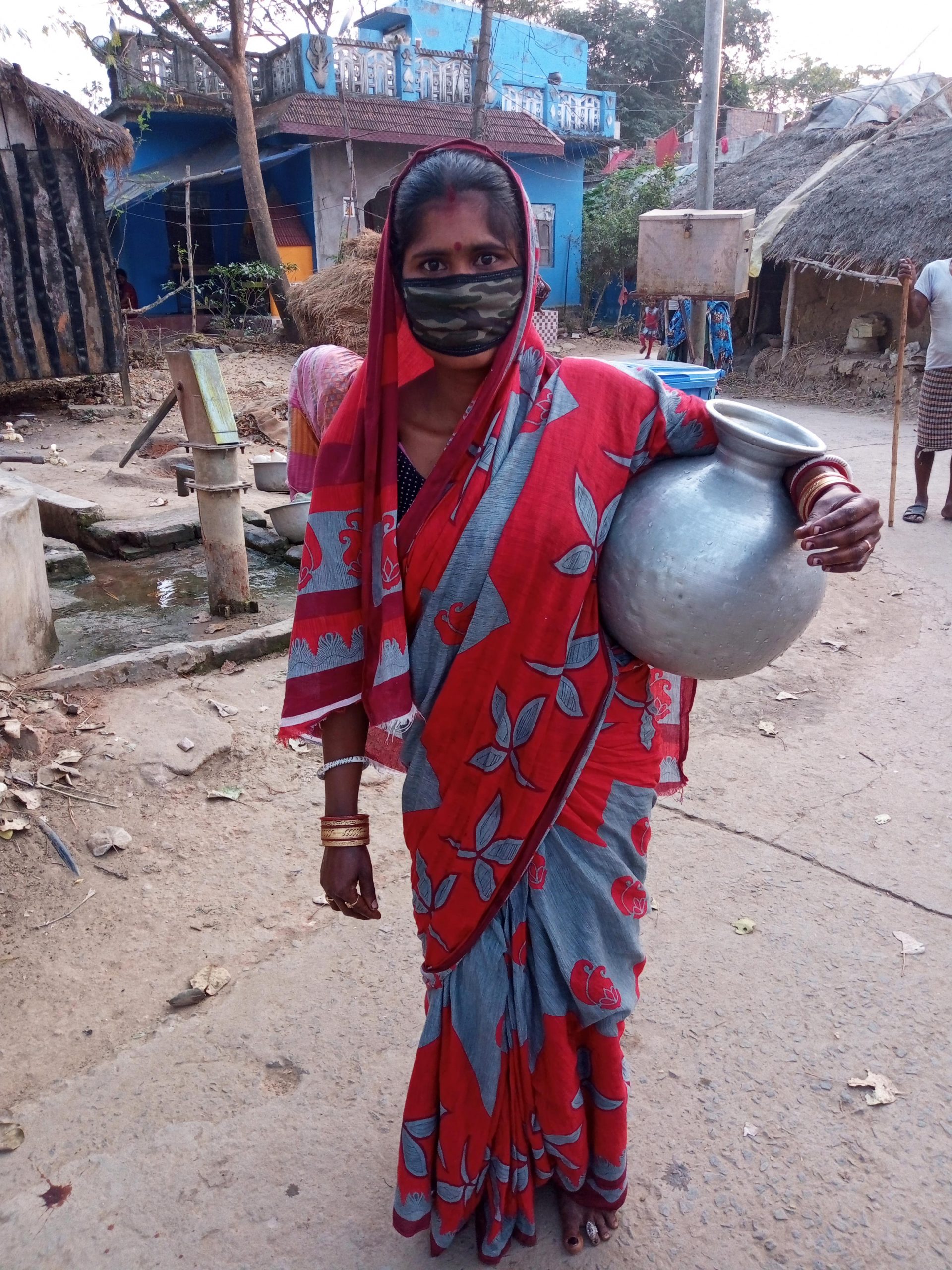 Monsunregen in Indien Wasserfilter für Minati ShelterBox Germany